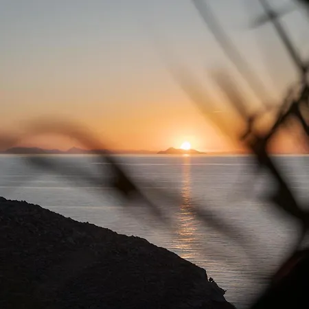 Kastella Sunset Four *