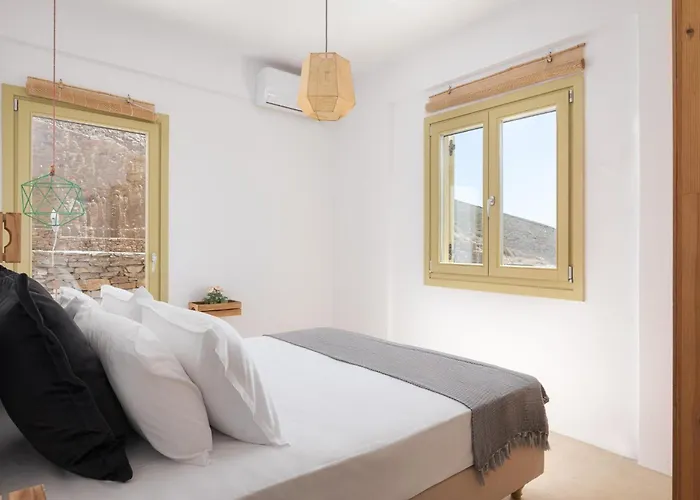 Kastella Sunset Four ヴィラ